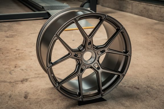 YIDO YP 4.1 Full Forged Zentralverschluss in Turbonite