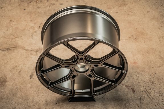 YIDO YP 4.1 Centerlock Rad in Turbonite